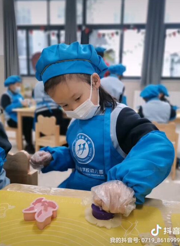 【幼兒園】動手做餅干活動