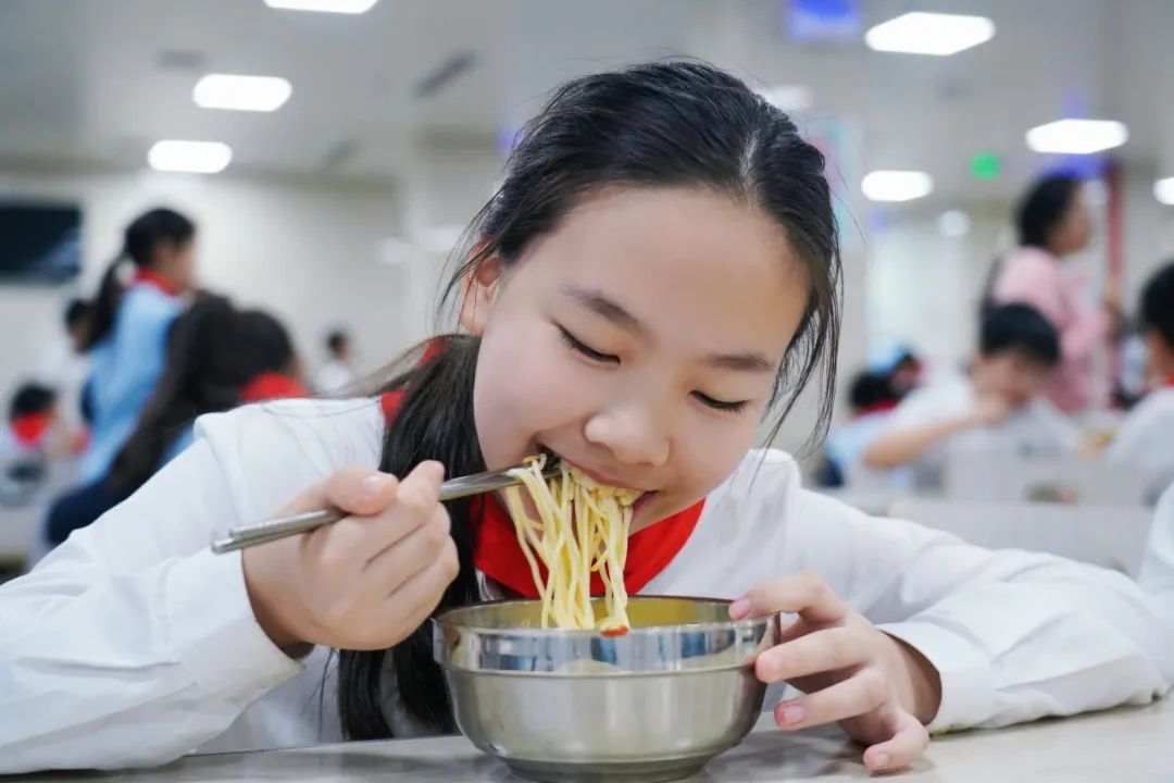 【漢實小學·少隊風景】世界糧食日｜節(jié)約糧食 我們在行動